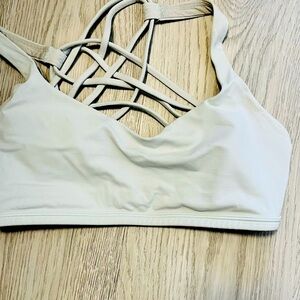 Lululemon size 4 sport bra.